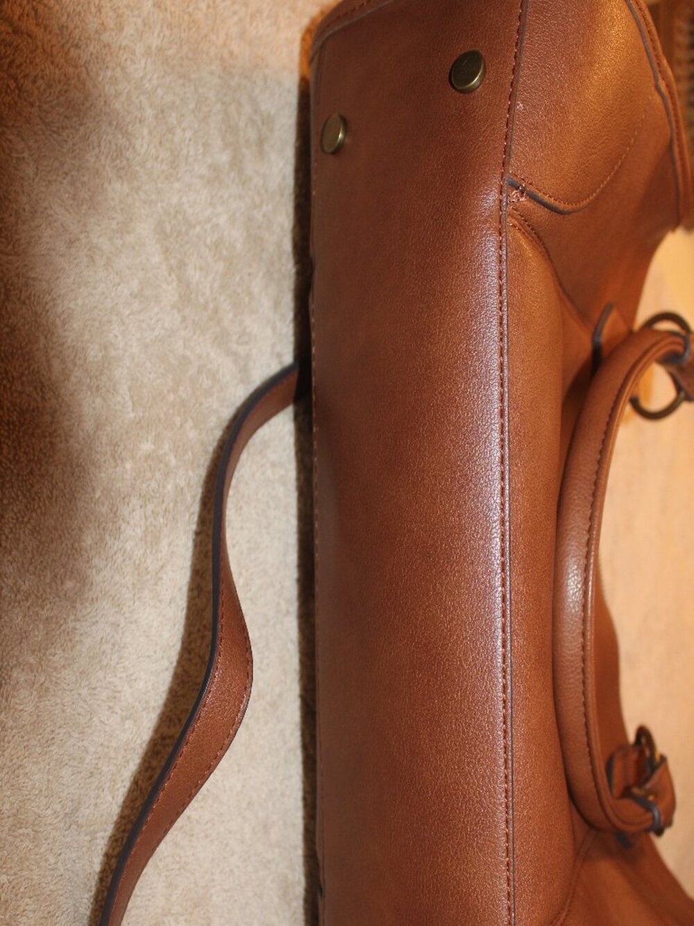 FRYE AND CO. Leather Shoulder Bag in Cognac Brown - Picture 2 of 6